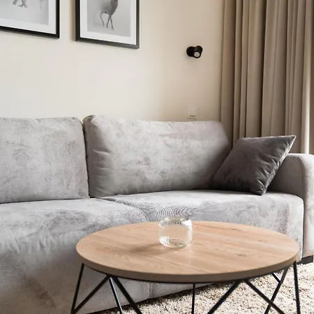아파트 Iris Apartament *
